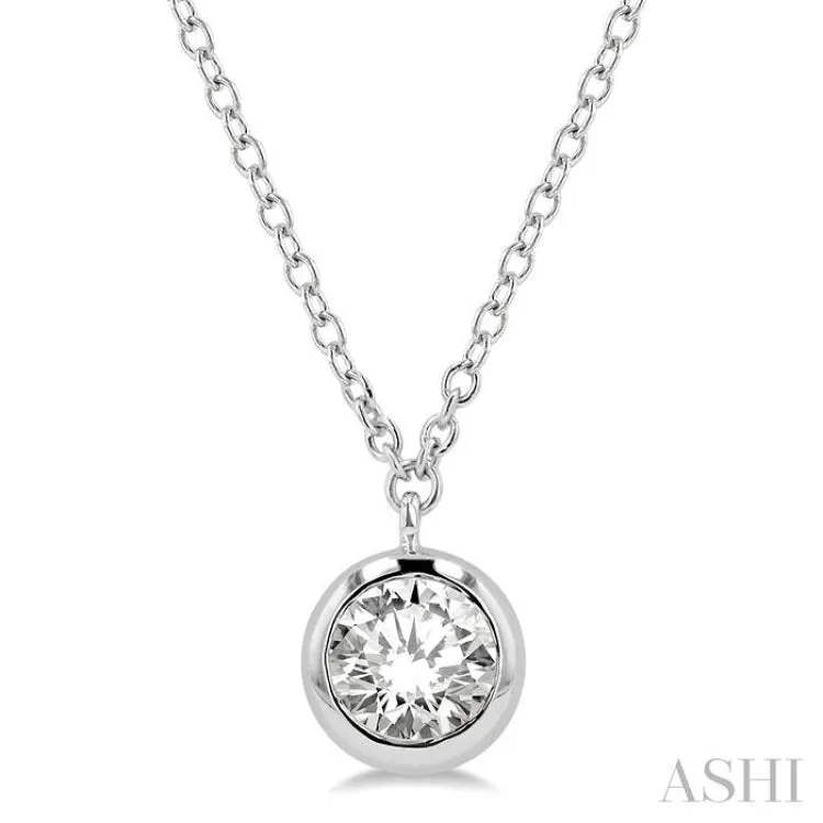 1/2 ctw Round Cut Diamond Necklace in 14K White Gold