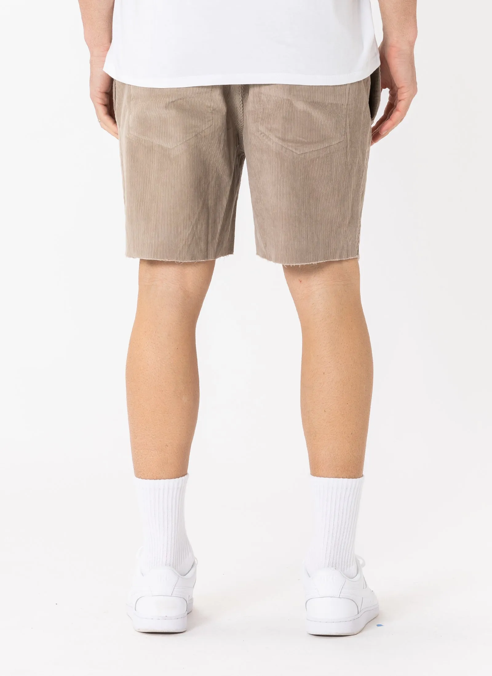 B.Relaxed Short Pebble Corduroy