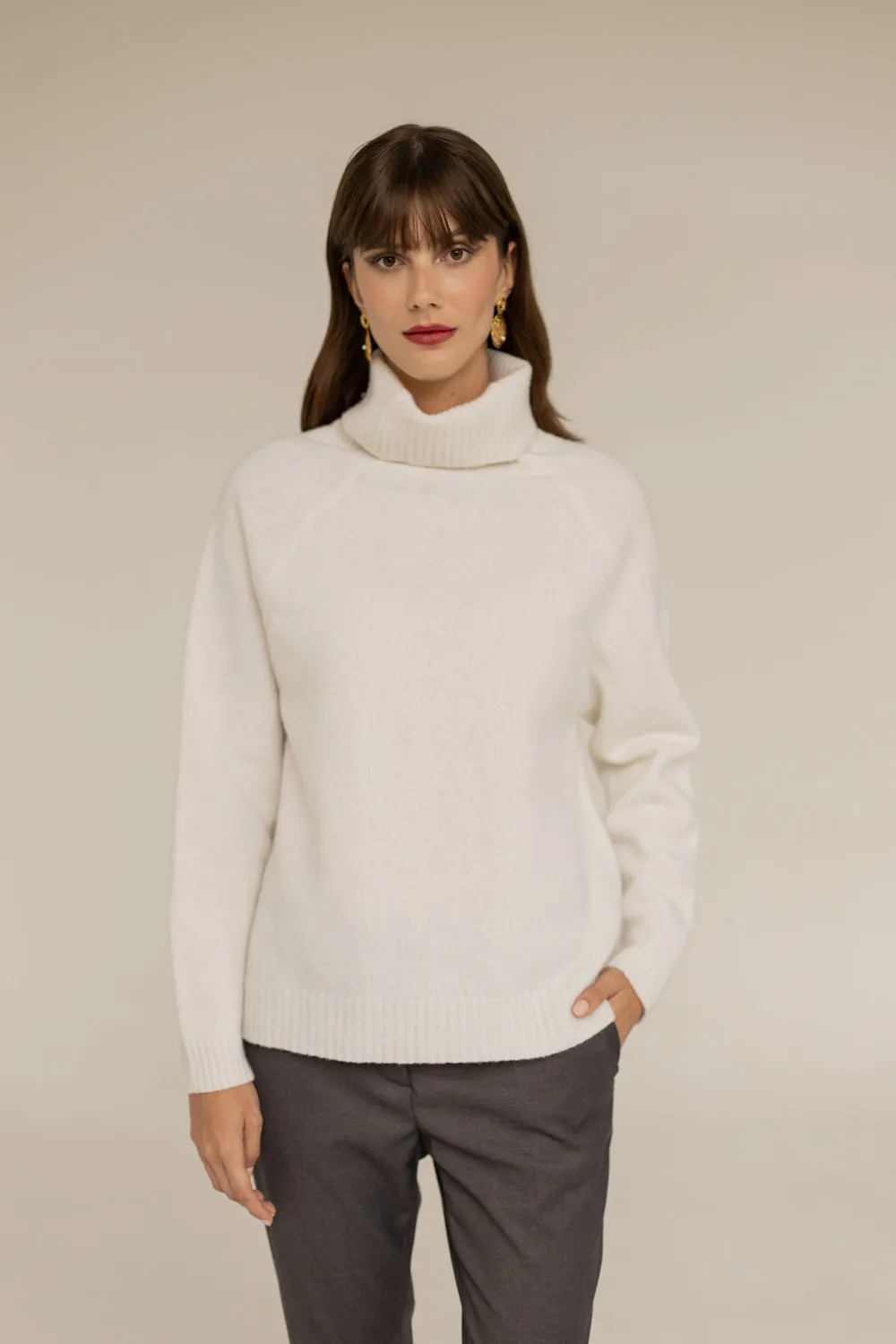 Cashmere Turtleneck Ecru