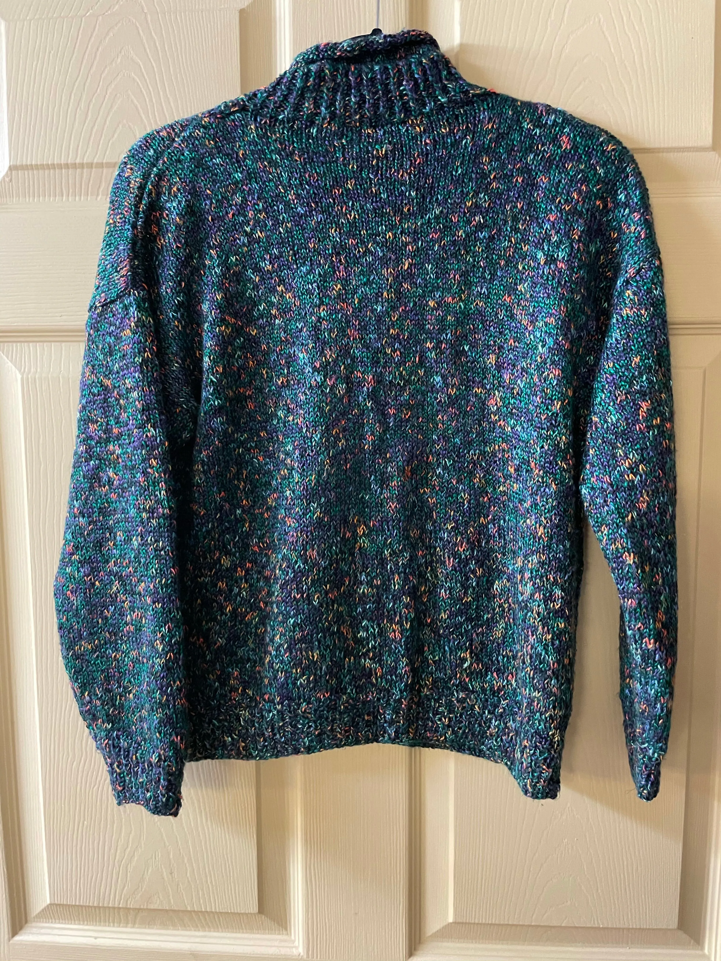 <<€* Womens Multicolored Knit Sweater Mock Turtleneck Crew Neck