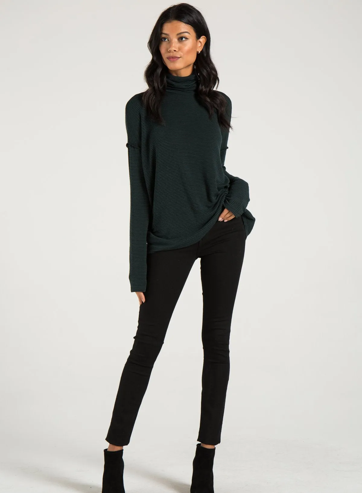 PHILANTHROPY- Nickel-Turtleneck Black/Forest