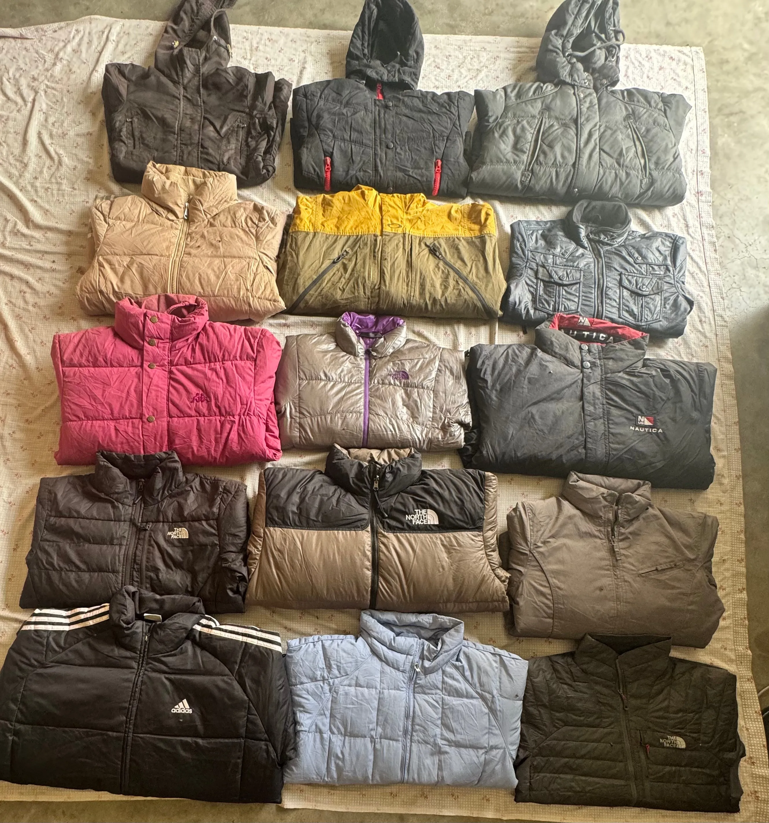 puffer branded jackets 21 pieces