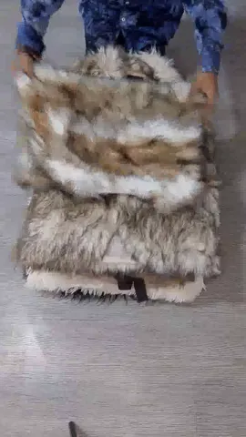 Y2K_24 Fur Vests - 14 pcs - 23/5/24